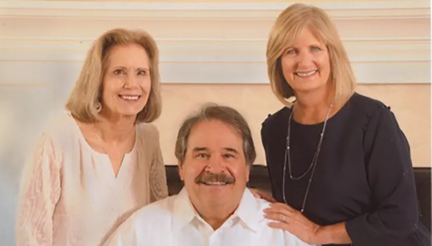 Marmelzat Willard Marmelzat in center with sisters left and right