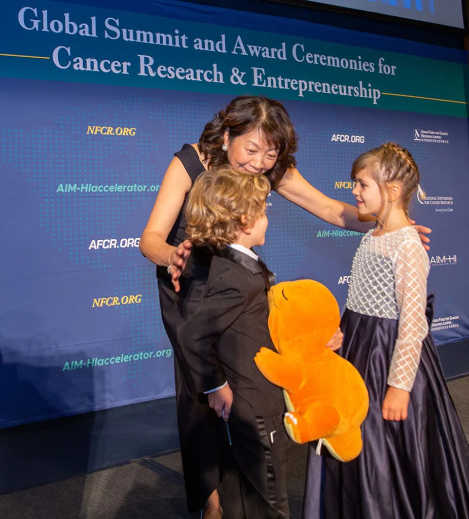 Sujuan Ba with the Banovich Children